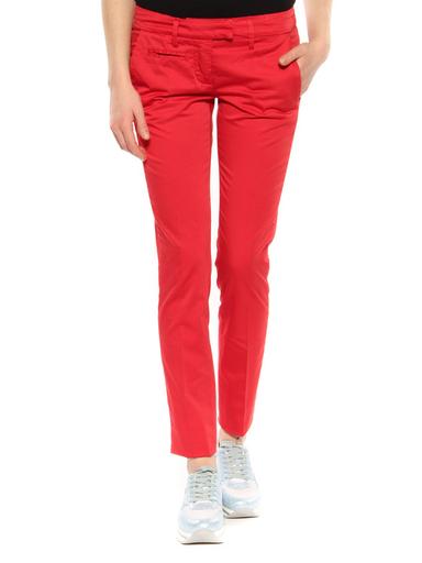 Chino “Asly“ Dondup red